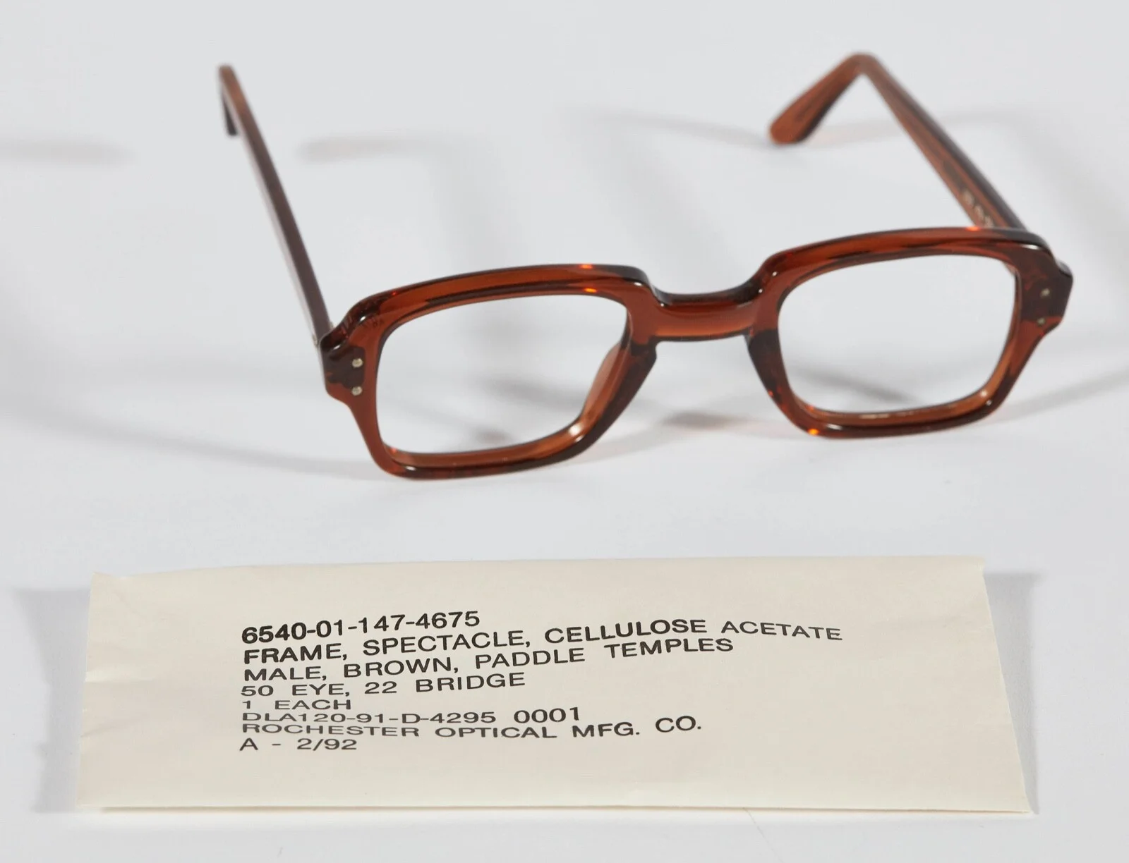 Square Glasses Men 4