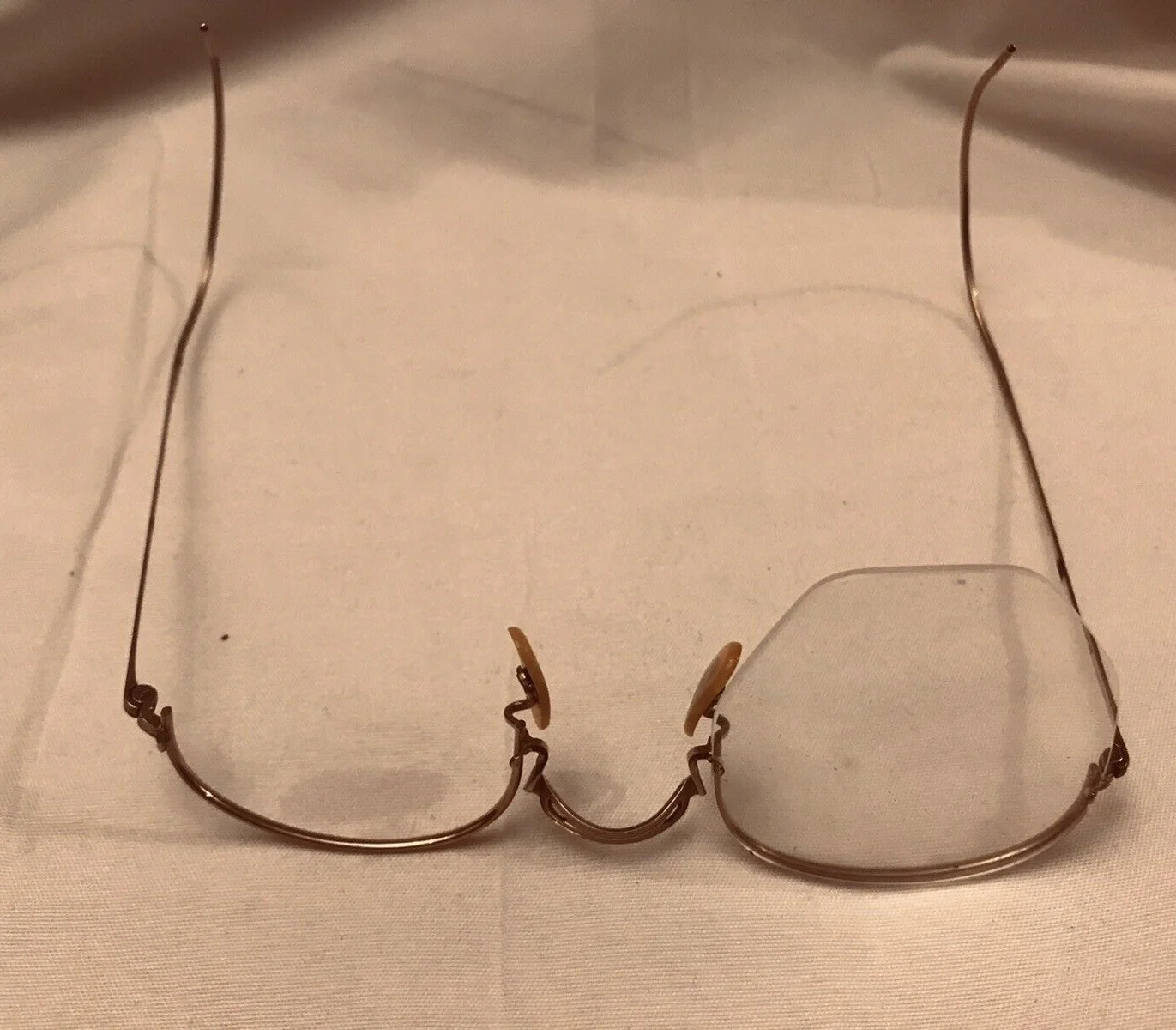 Vintage Eyeglasses B & L 1/10 12 KT Arco and Case 3